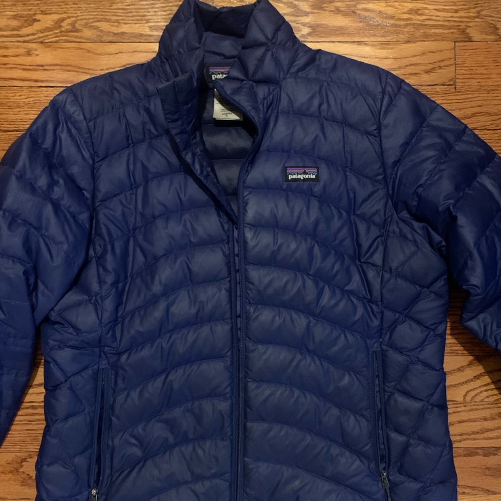 Great condition royal blue patagonia zip up!!